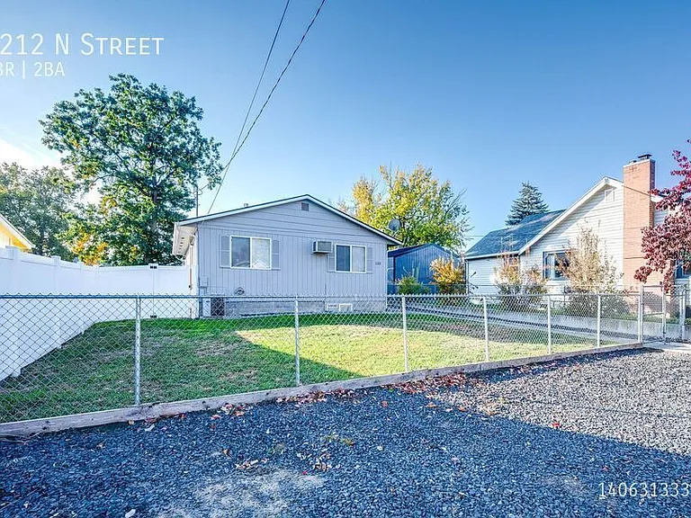 1212 N St — Photo 1