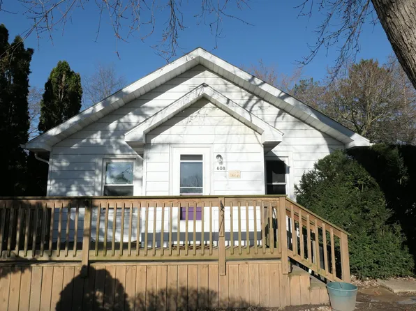 608 Allen Ave, Alma, MI 48801