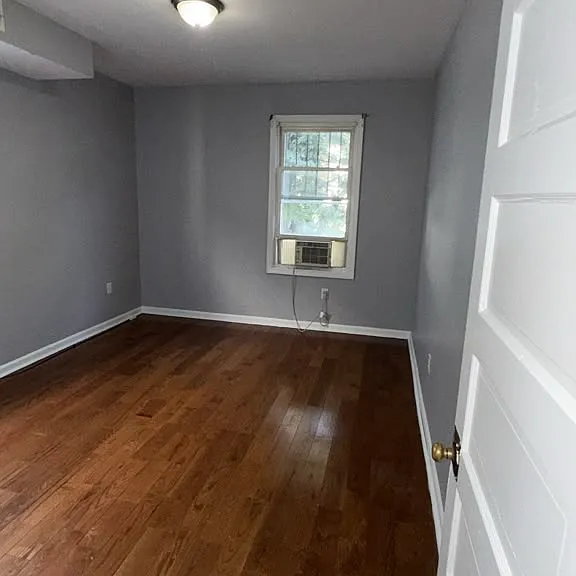 269-271 Hobson St #1L — Photo 6