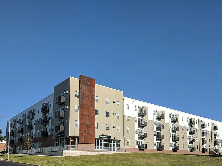 Badlands Apartments I — Photo 20