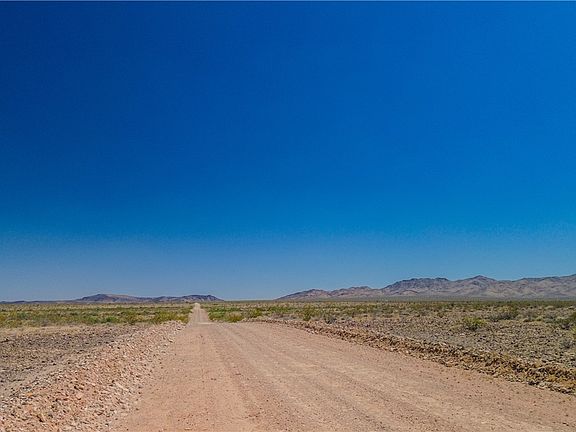 4th image of 123-14 S Wild Bill Rd #7