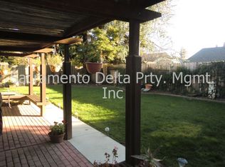 39 Bingham Cir, Sacramento, CA 95831
