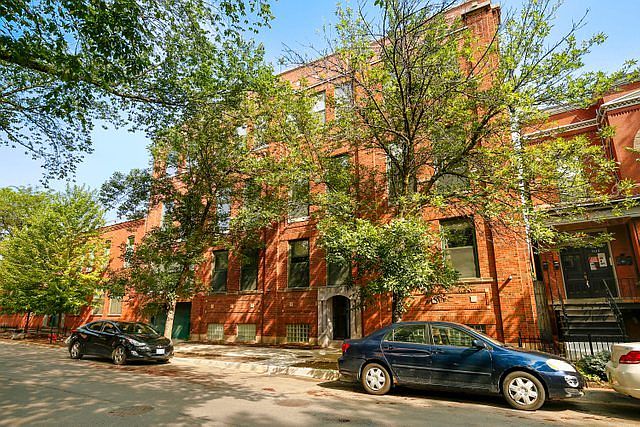 1st image of 1122 W Newport Ave APT 1D