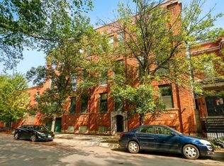 1122 W Newport Ave APT 1D, Chicago, IL 60657