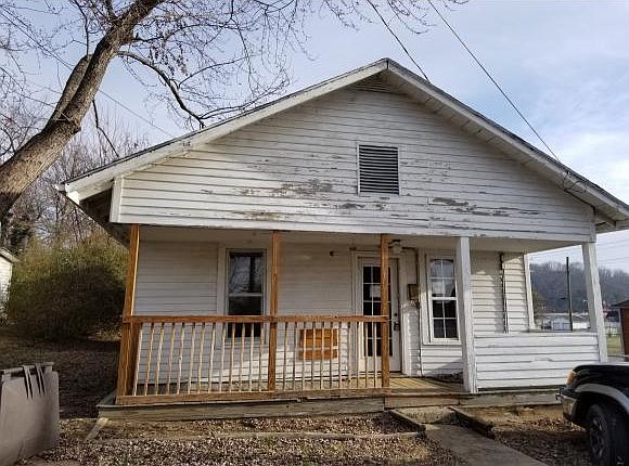 1st image of 404 Welbourne St