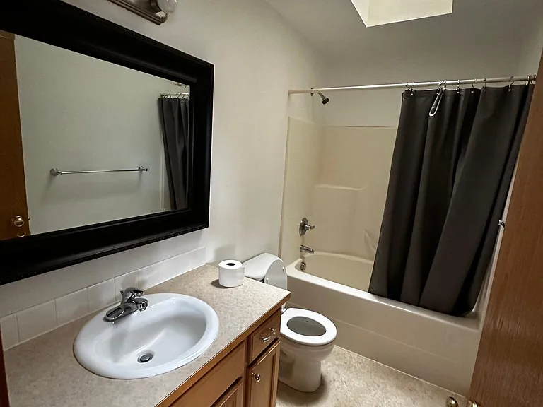 1519 Hemlock Ct — Photo 11