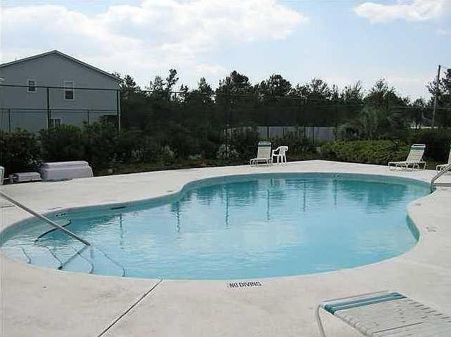 1st image of 2707 Bay Club Dr