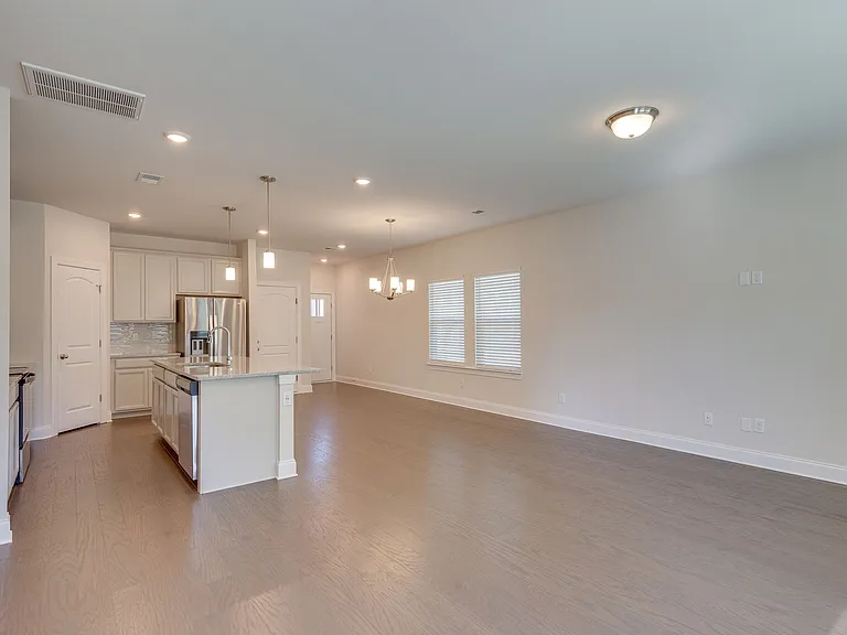 1006 McKee Ct — Photo 11