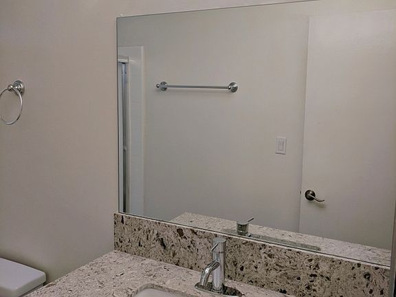 2nd image of 1253 Federal Ave APT 2