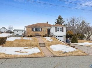 113 Johnson Ave, Mahwah, NJ 07430