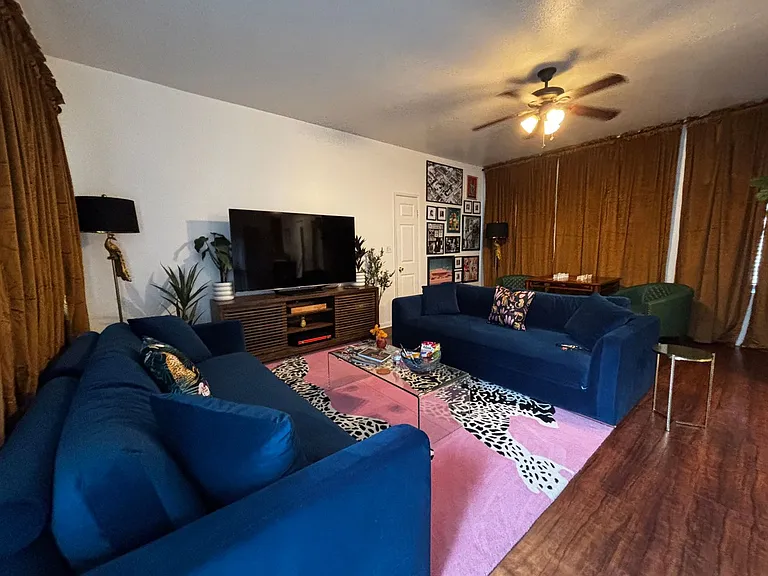 Garfield Avenue Apartments — Photo 3