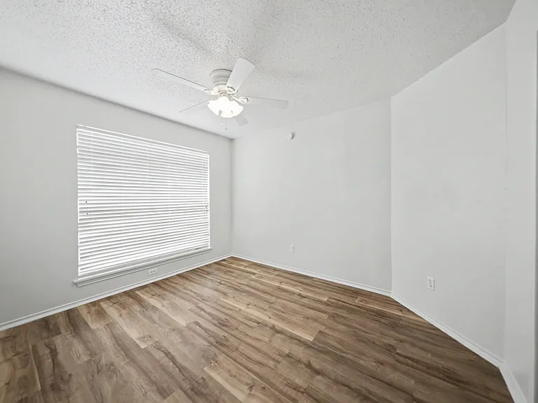 3611 Dorothy Jane Dr — Photo 17