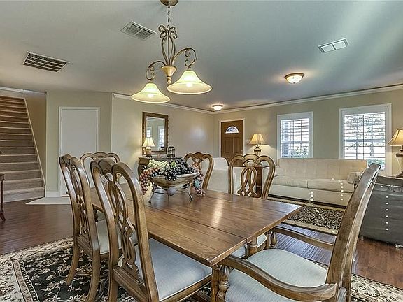 3rd image of 1417 Lauren Dr