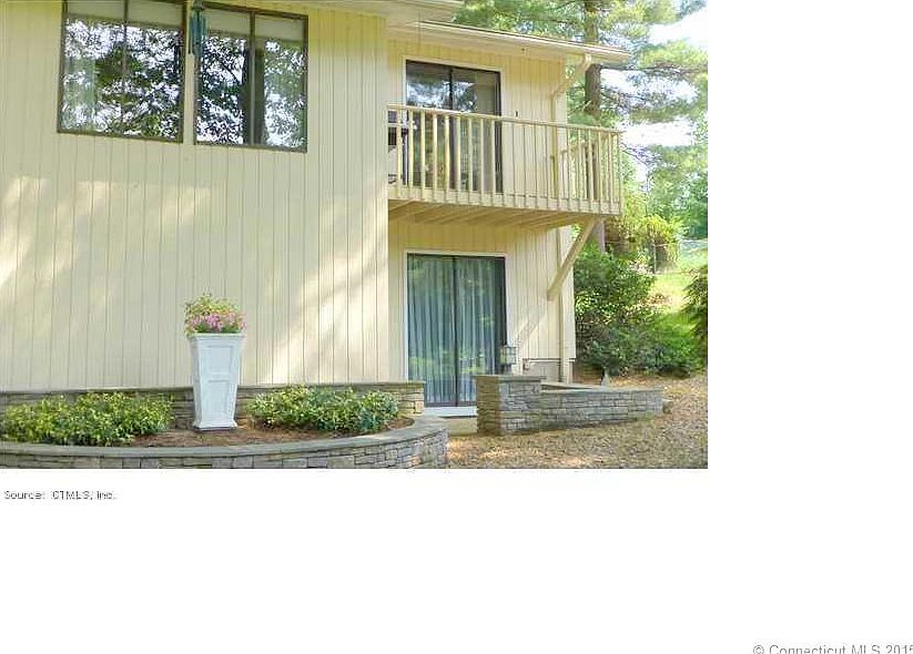 2nd image of 77 Quail Hollow Dr
