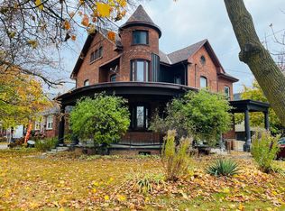 80 Bridge St W #4, Belleville, ON K8P1J5