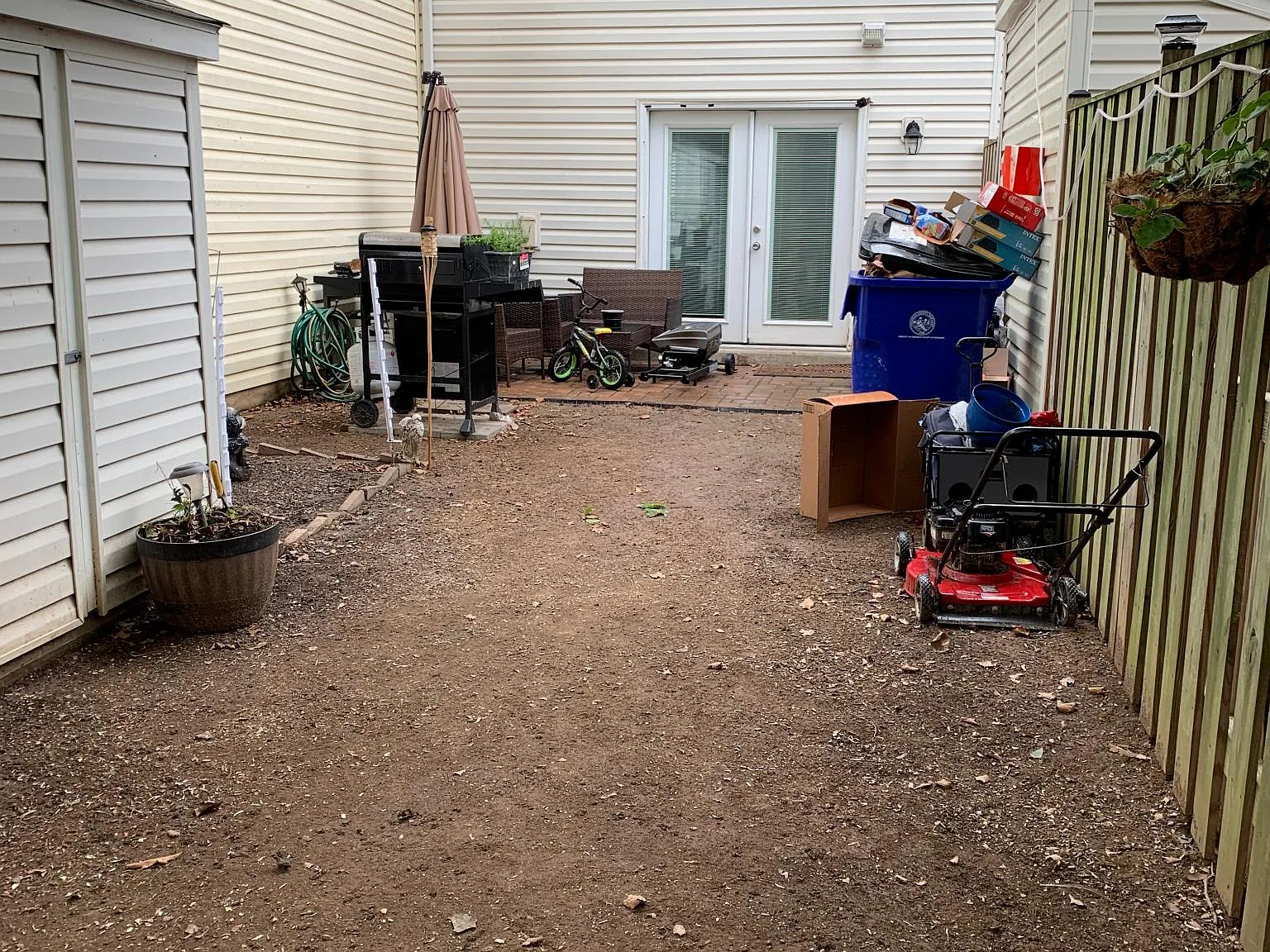 527 Lancaster Pl — Photo 4