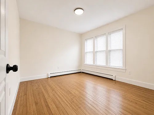 408 Central St #1 Photo 1