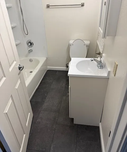 702 Edwards St #702 — Photo 5