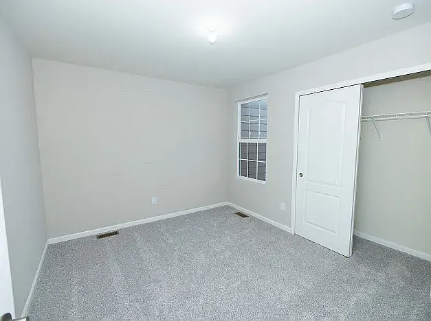 1360 Addison Cir — Photo 15