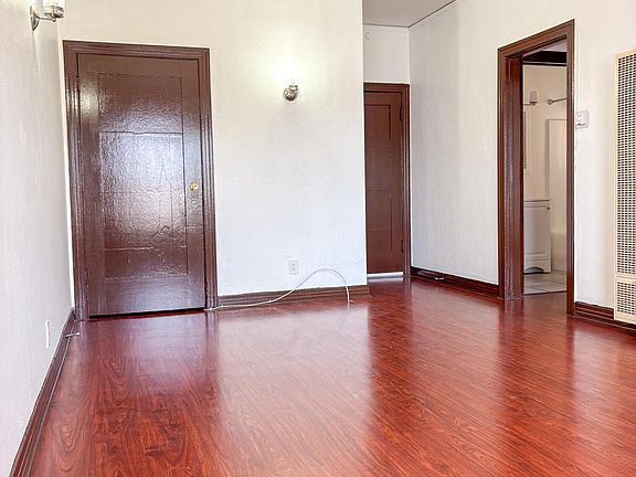 3rd image of 1416 S Glendale Ave #14