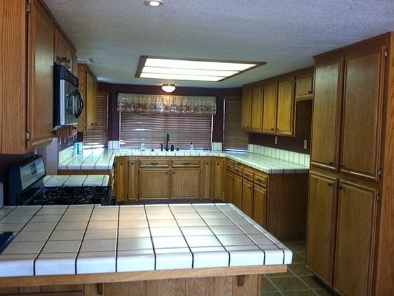 4th image of 12451 Barker Rd
