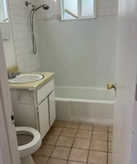 209 Texas St NE #B — Photo 6