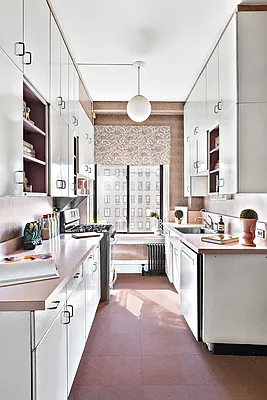 Sold by Compass | media 4