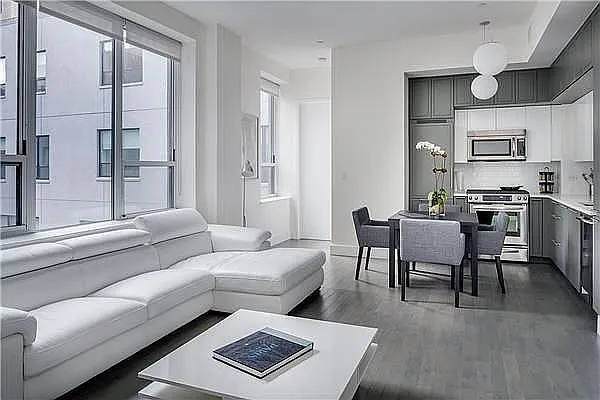 Rented by Park River | media 21