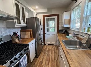 11 Academy St #2F, Arlington, MA 02476