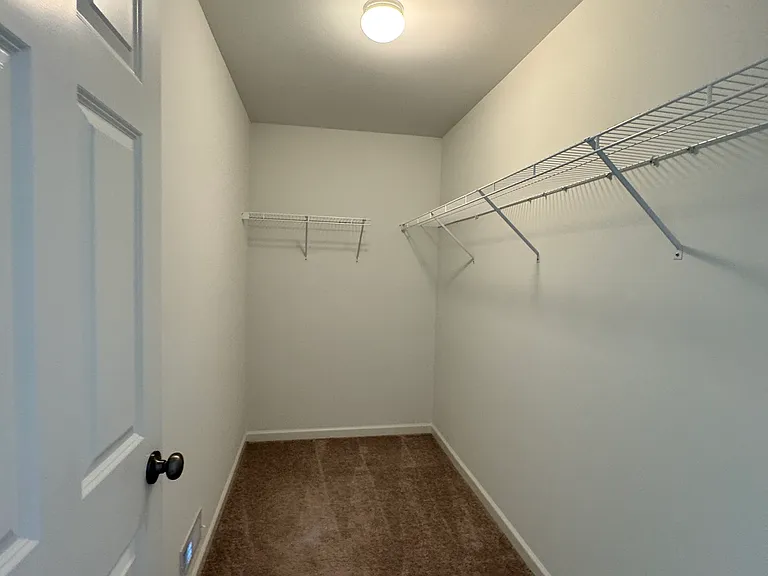 278 Springview St — Photo 38