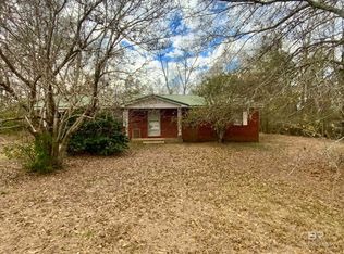 44305 Hedge Ln, Bay Minette, AL 36507