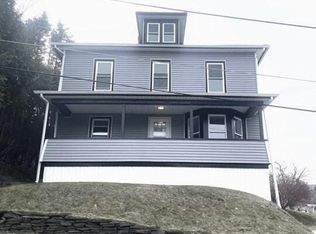 29 Victory St, Adams, MA 01220