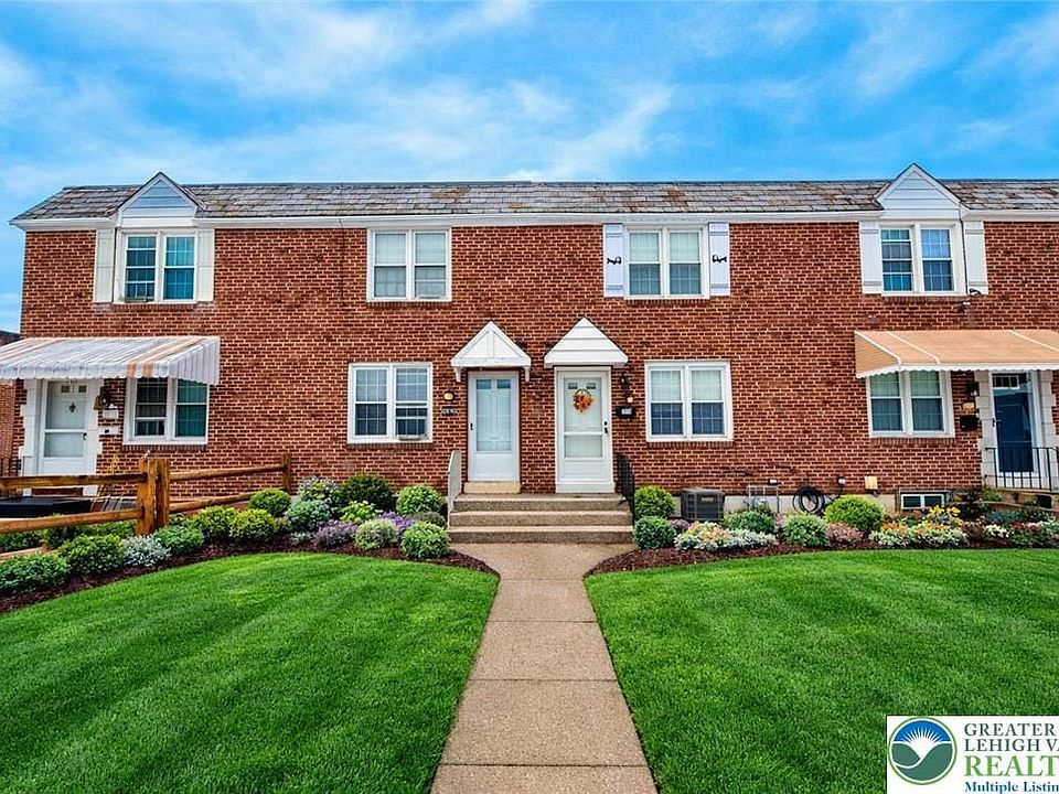 1st image of 2074 Baker Dr