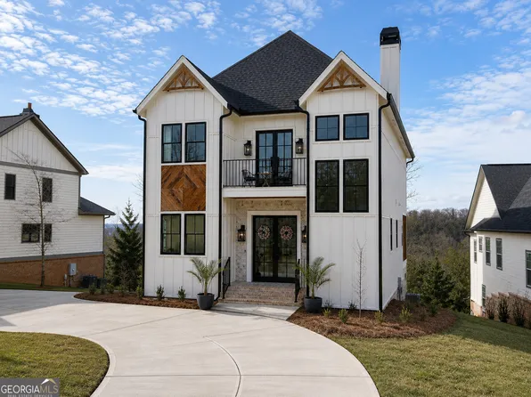 7410 Crestline Dr, Dawsonville, GA 30534