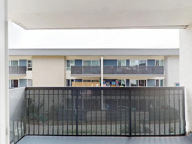 Eight 80 Newport Beach — Photo 143