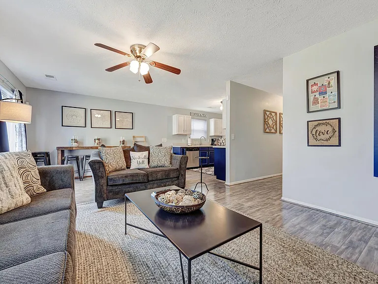 3024 Ewingdale Dr — Photo 9