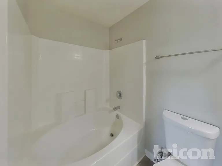 12360 Anarania Dr — Photo 9
