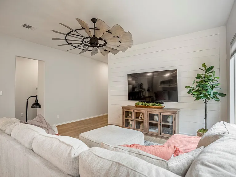 334 Topper Pines Dr — Photo 14