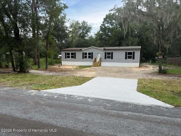 6647 W Van Buren Dr, Homosassa, FL 34448