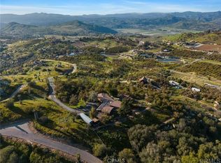 15735 Highland Valley Rd, Escondido, CA 92025