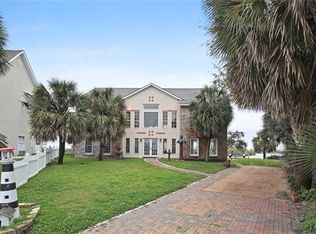 4586 Veronese Rd, New Orleans, LA 70129