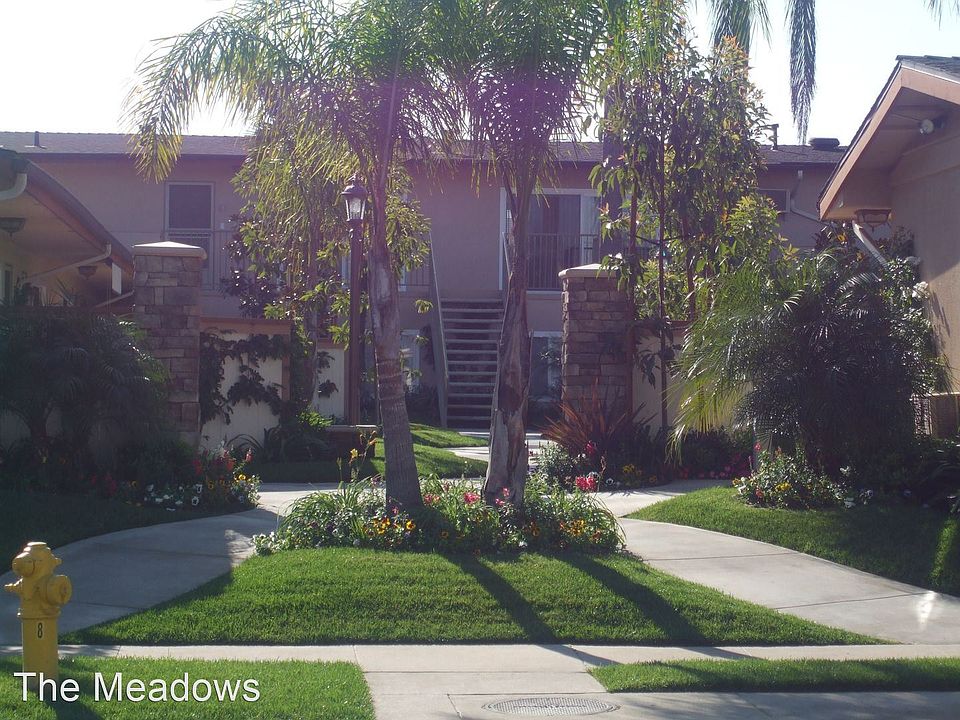 2nd image of 2616 Greenmeadow Rd #8