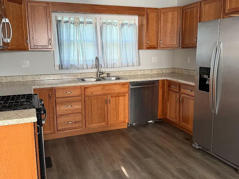 118 Mill St — Photo 14