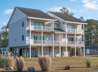 7518 Doe Bay Ln, Chincoteague, VA 23336