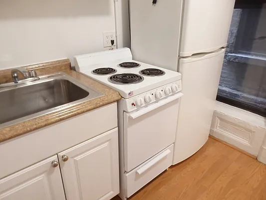 Rented by John O'Kelly Real Estate | media 8