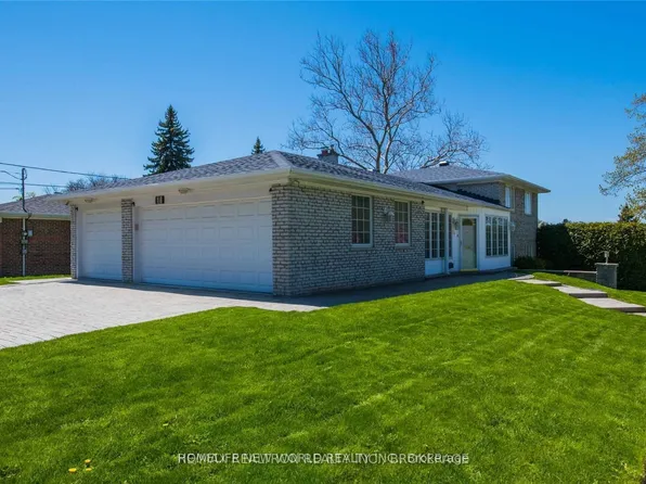 18 Olsen Dr, Toronto, ON M3A 3J2