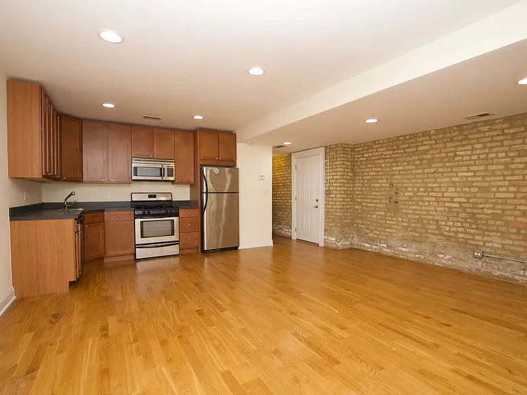 2834 N Albany Ave #6H — Photo 8
