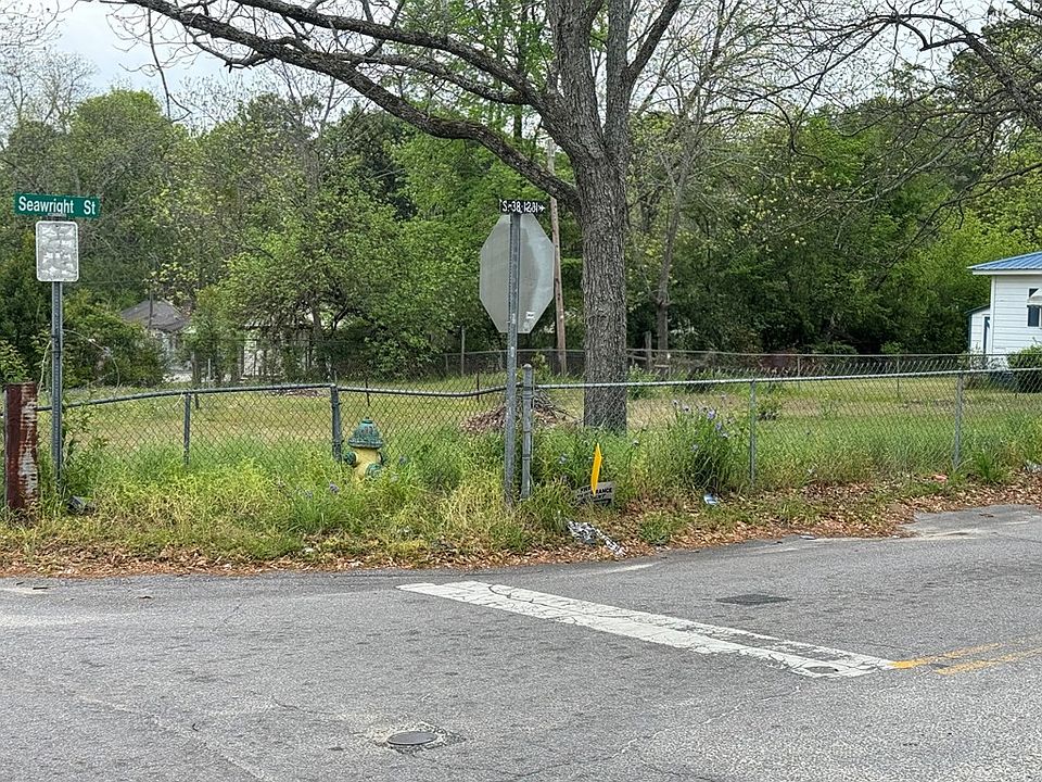 2nd image of 496 Seawright St