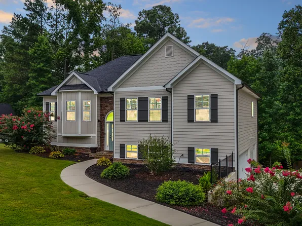 97 Denny Cir, Dallas, GA 30157