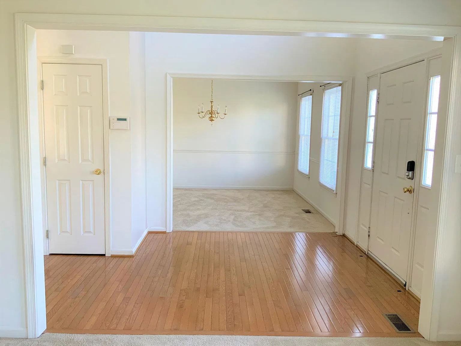 4 bed, 2.5 bath, 2896 sqft, $3,350 — Photo 3